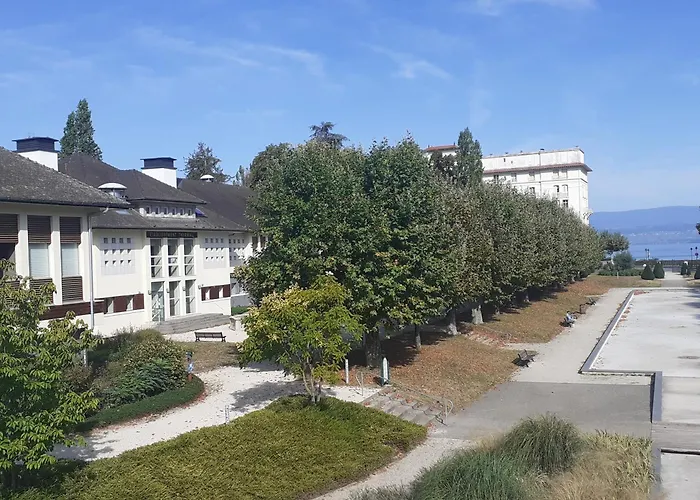 CHARMANT APPARTEMENT à 150 M des THERMES et du CENTRE VILLE